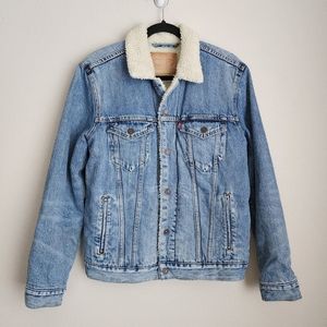 Levi's Relaxed Fit Sherpa Trucker Jacket